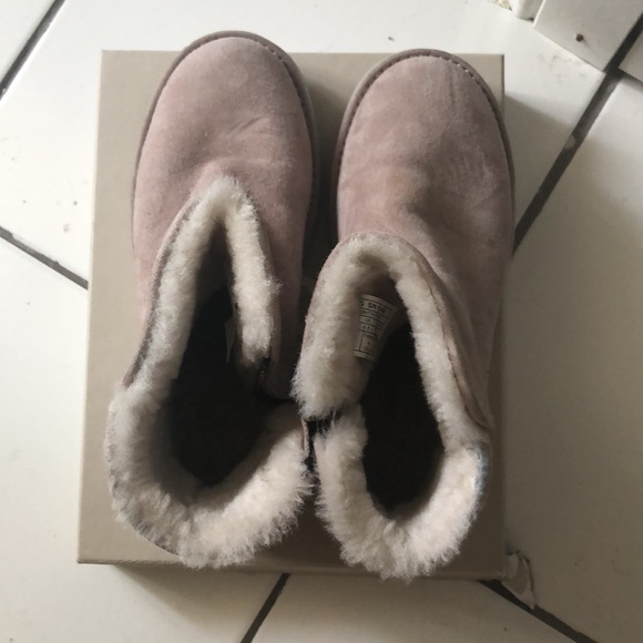 Abree Mini / Short Ugg Boots - Picture 8 of 9